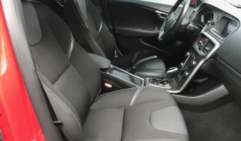 Volvo V40 D3 de Momentum Automático 150cv año 2018 lleno