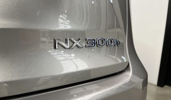 LEXUS NX 300H lleno